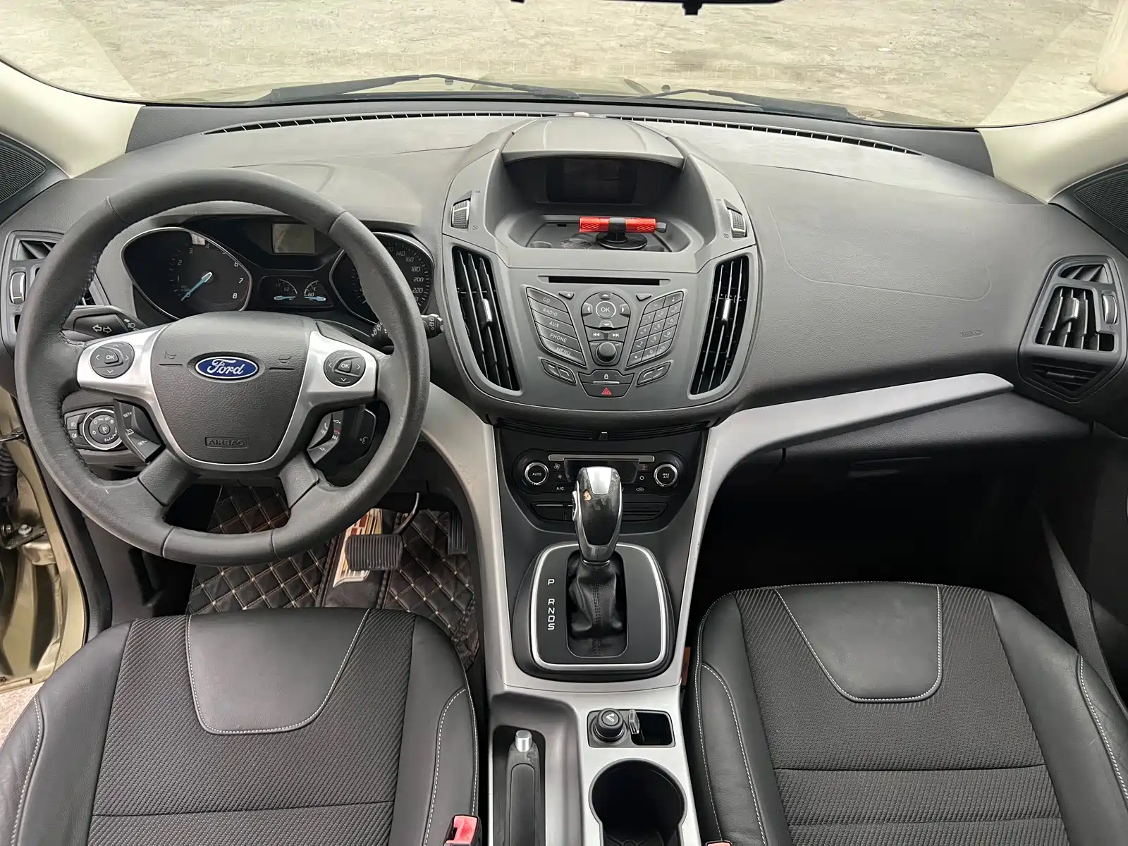 Photo 5 - Ford Kuga