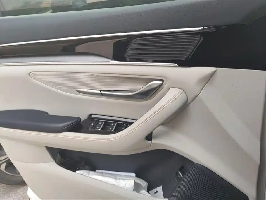 BYD Song PLUS PHEV 2023 Champion Edition DM-i 110KM Flagship PLUS фото 7