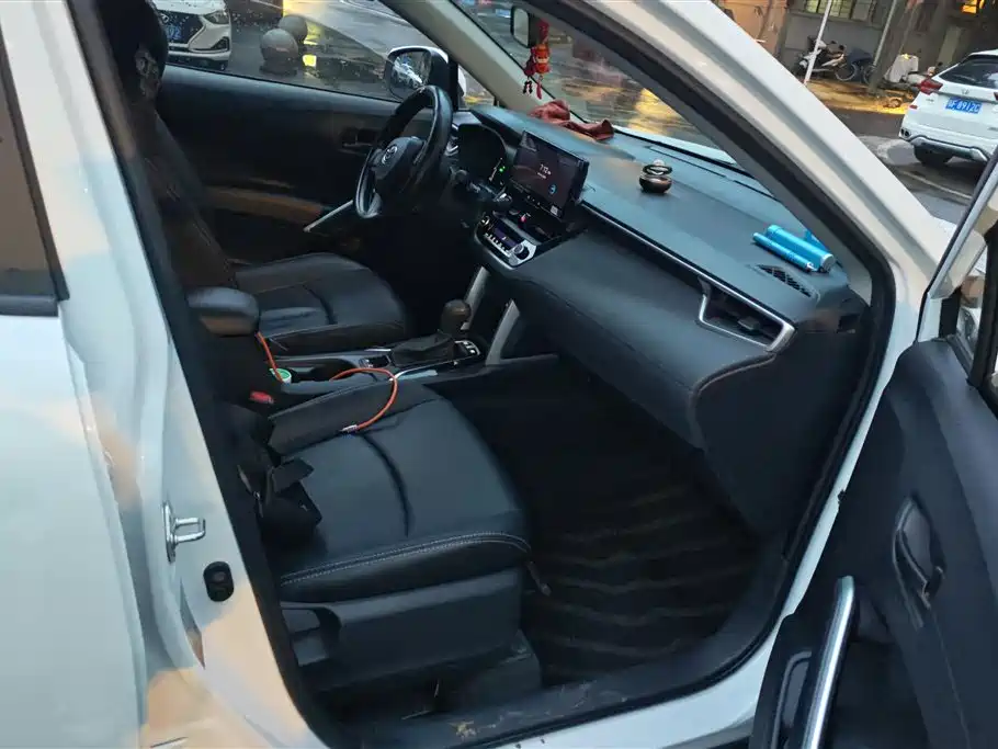 Toyota Corolla Cross 2023 Hybrid 2.0L Elite Edition фото 8