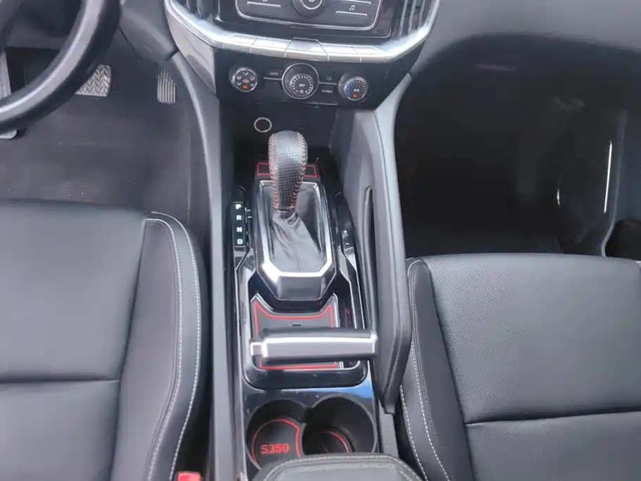 Jiangling Yusheng S350 2016 2016 2.0T Automatic 2WD Gasoline Luxury 5-seater