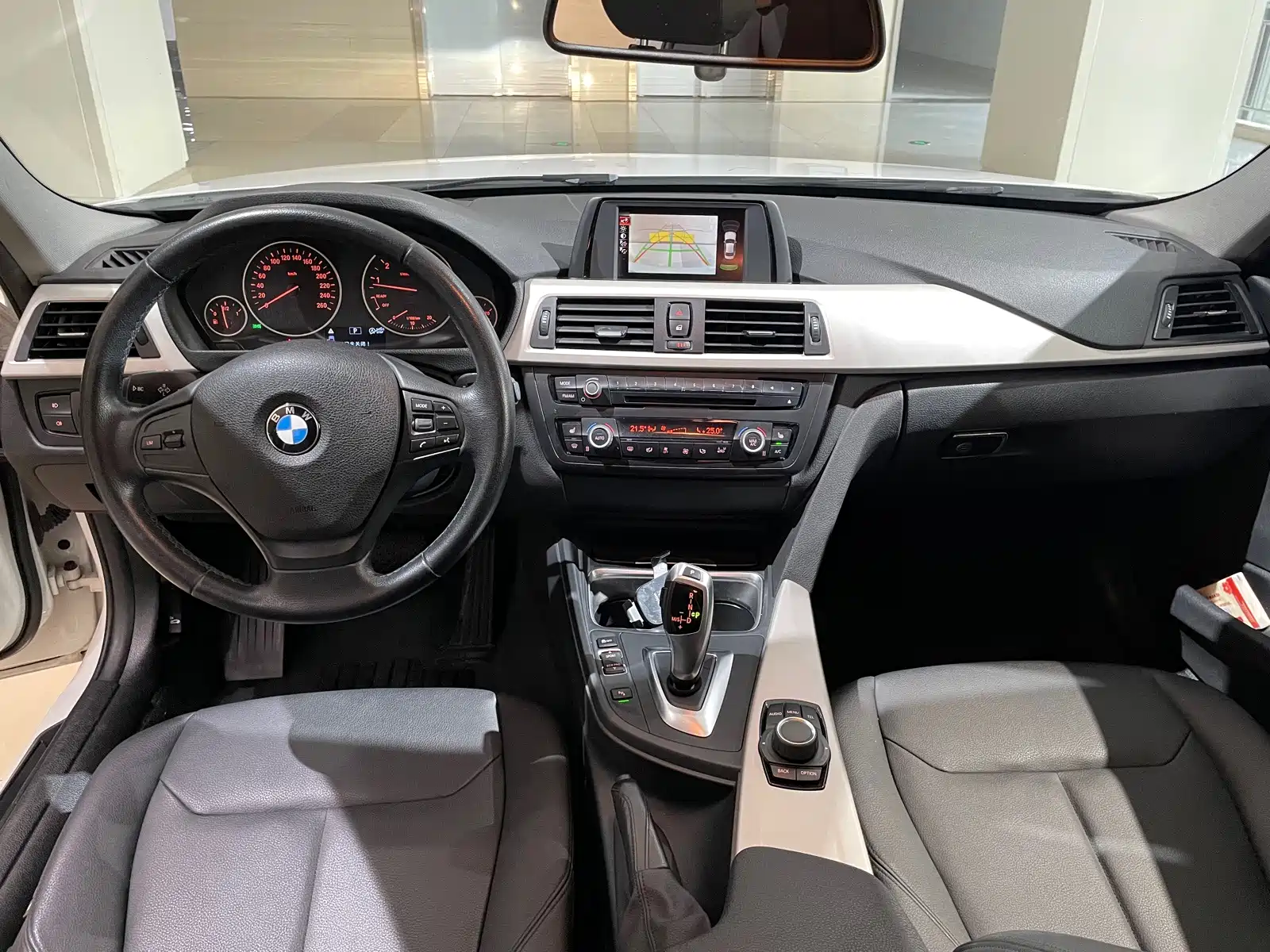 Фото 5 - BMW 3 Series