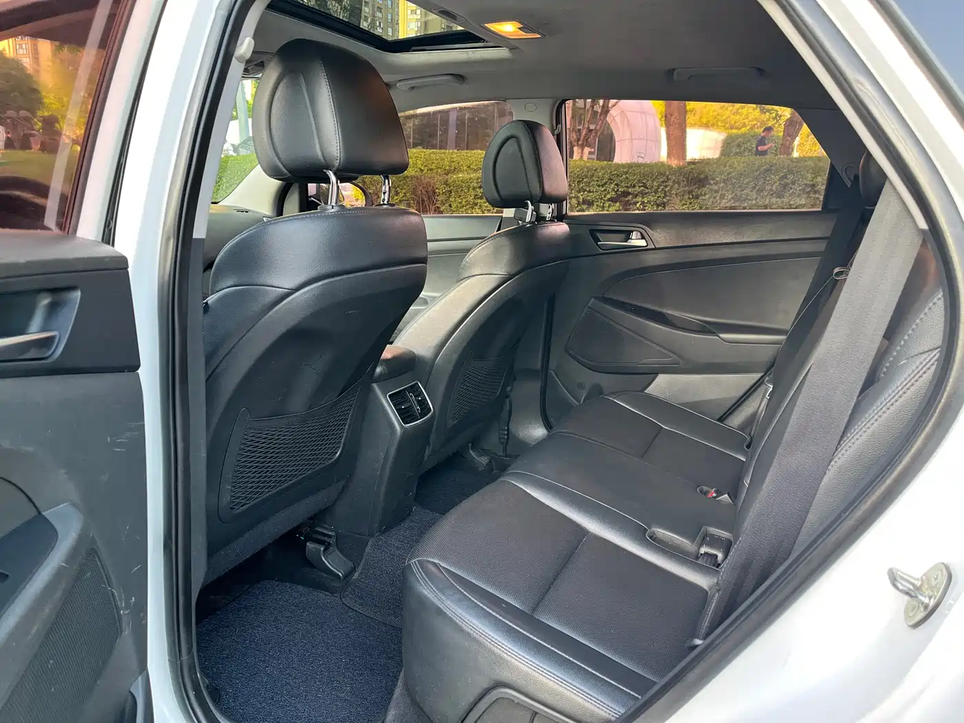 Hyundai Tucson 2018 1.6T DCT 2WD 15th Anniversary Special Edition фото 7