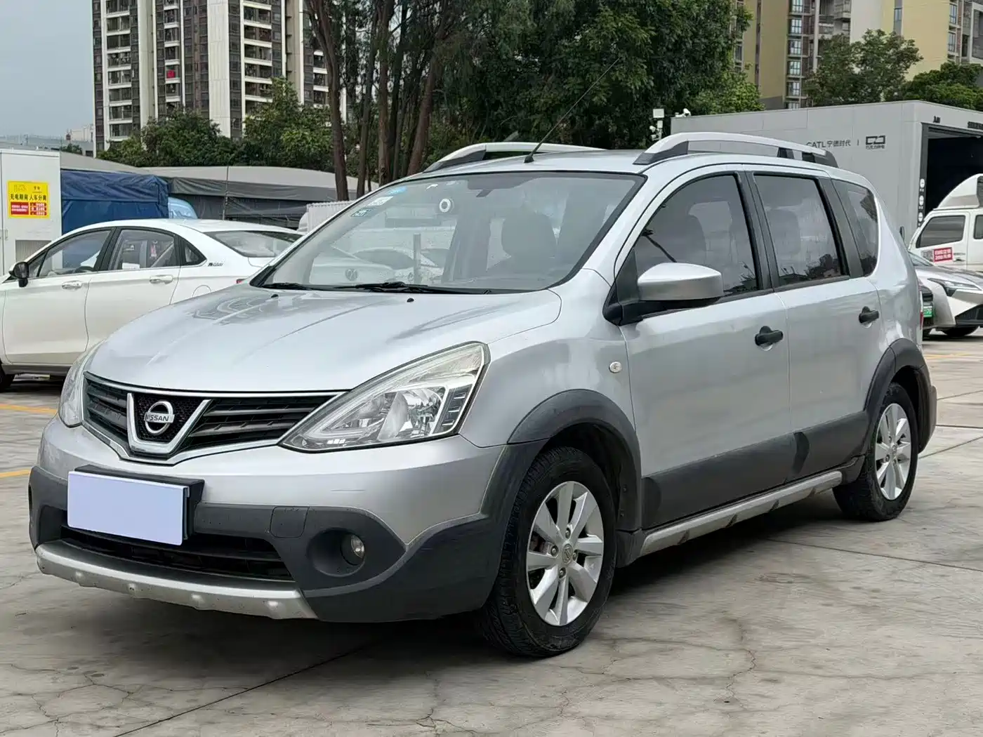 Nissan Livina 2014 2013 Sharp 1.6XL CVT Comfort