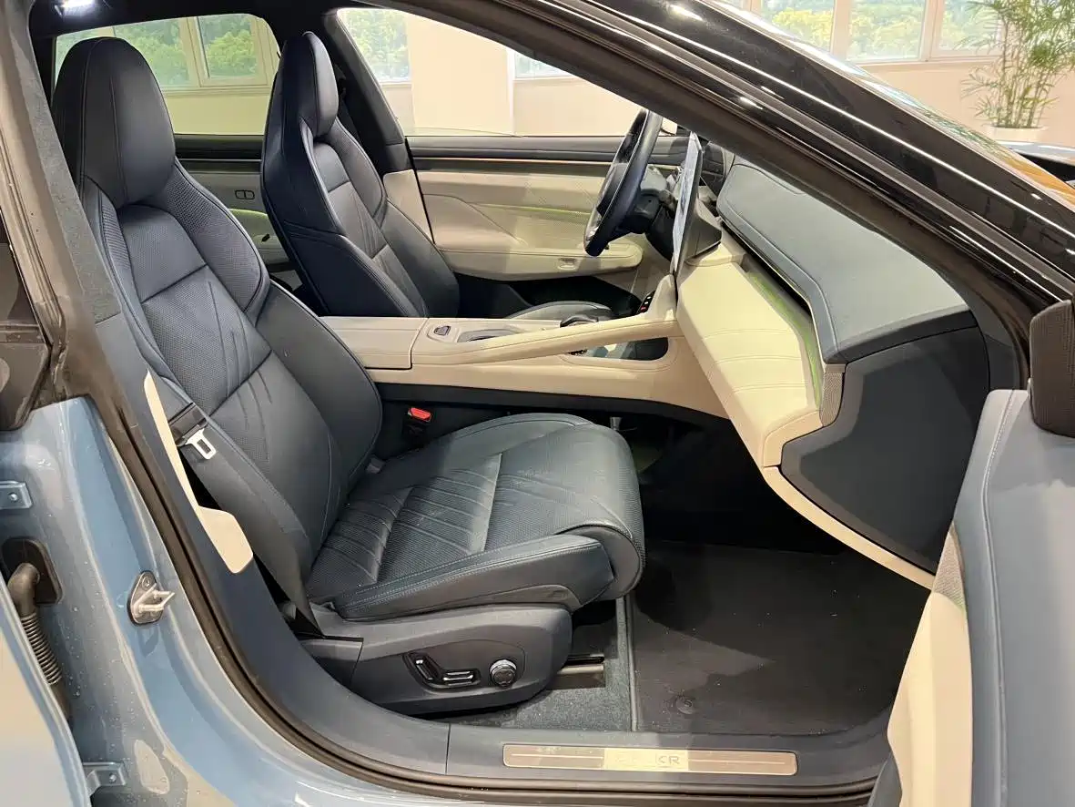 ZEEKR EXTREME KRYPTON 001