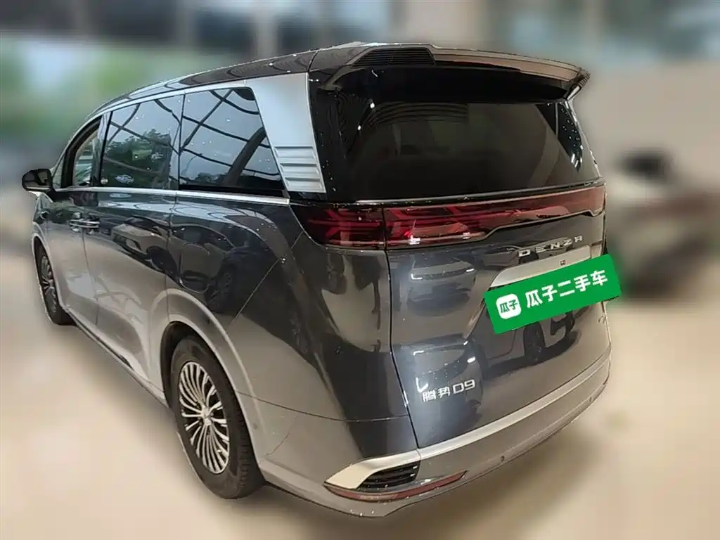 Denza D9 2025 Model DM-i Smart Drive Edition 1020 AWD Flagship фото 9