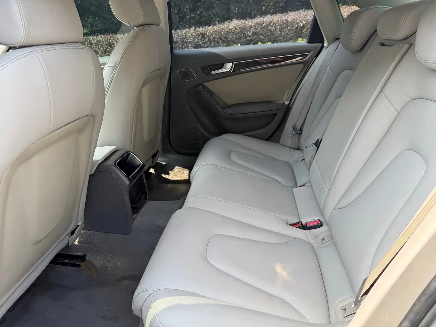 Audi A4L 2012 2.0 TFSI Auto Comfort фото 10