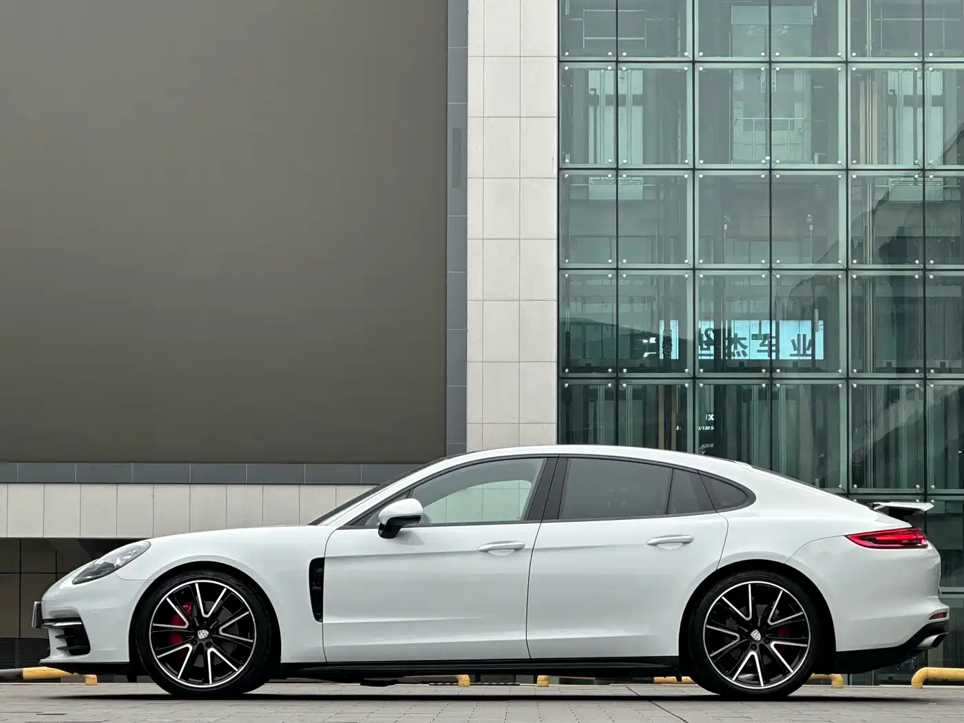 Porsche Panamera 2017 Panamera 3.0T фото 10