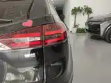 Фото 8 - Geely Atlas