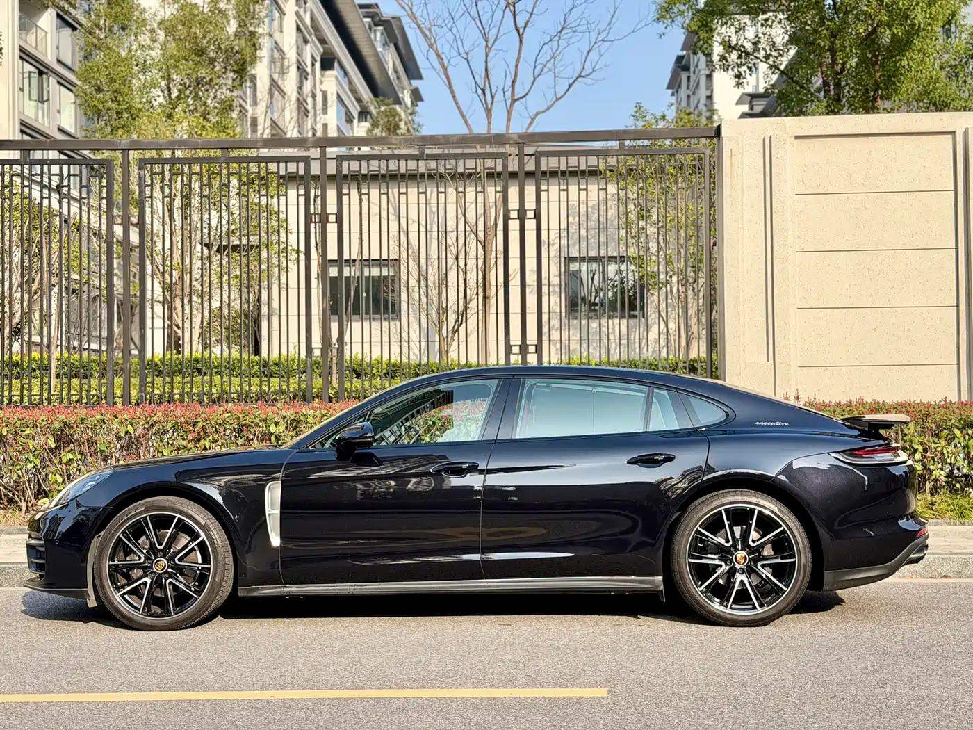 PORSCHE PANAMERA