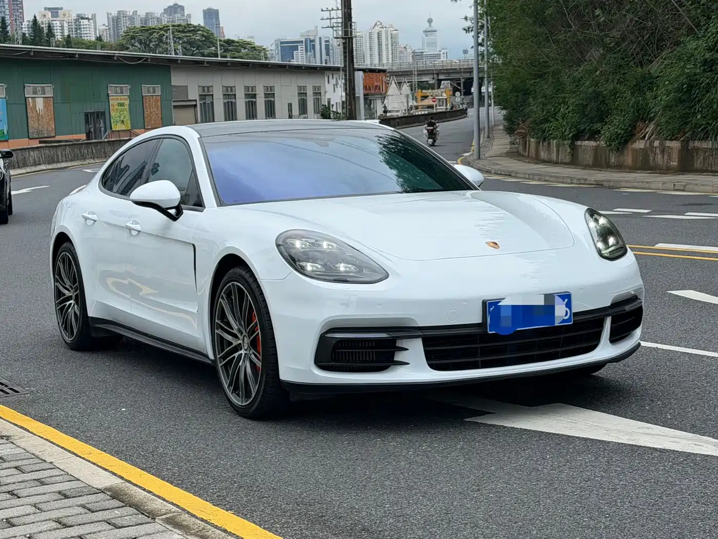 Porsche Panamera 2019 Panamera 2.9T фото 3