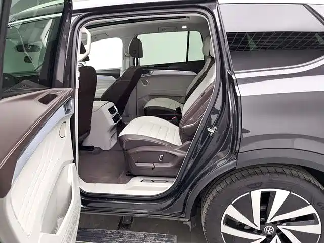 Volkswagen Talagon 2022 380TSI 4WD Luxury Premium Pro Edition 6-seater фото 13