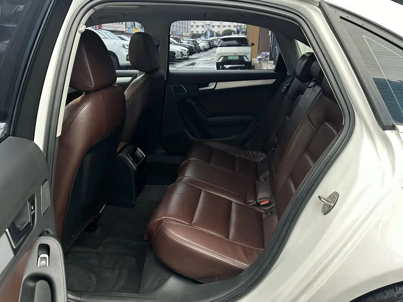 Audi A4L 2016 30 TFSI Collector's Edition Automatic Comfort фото 13