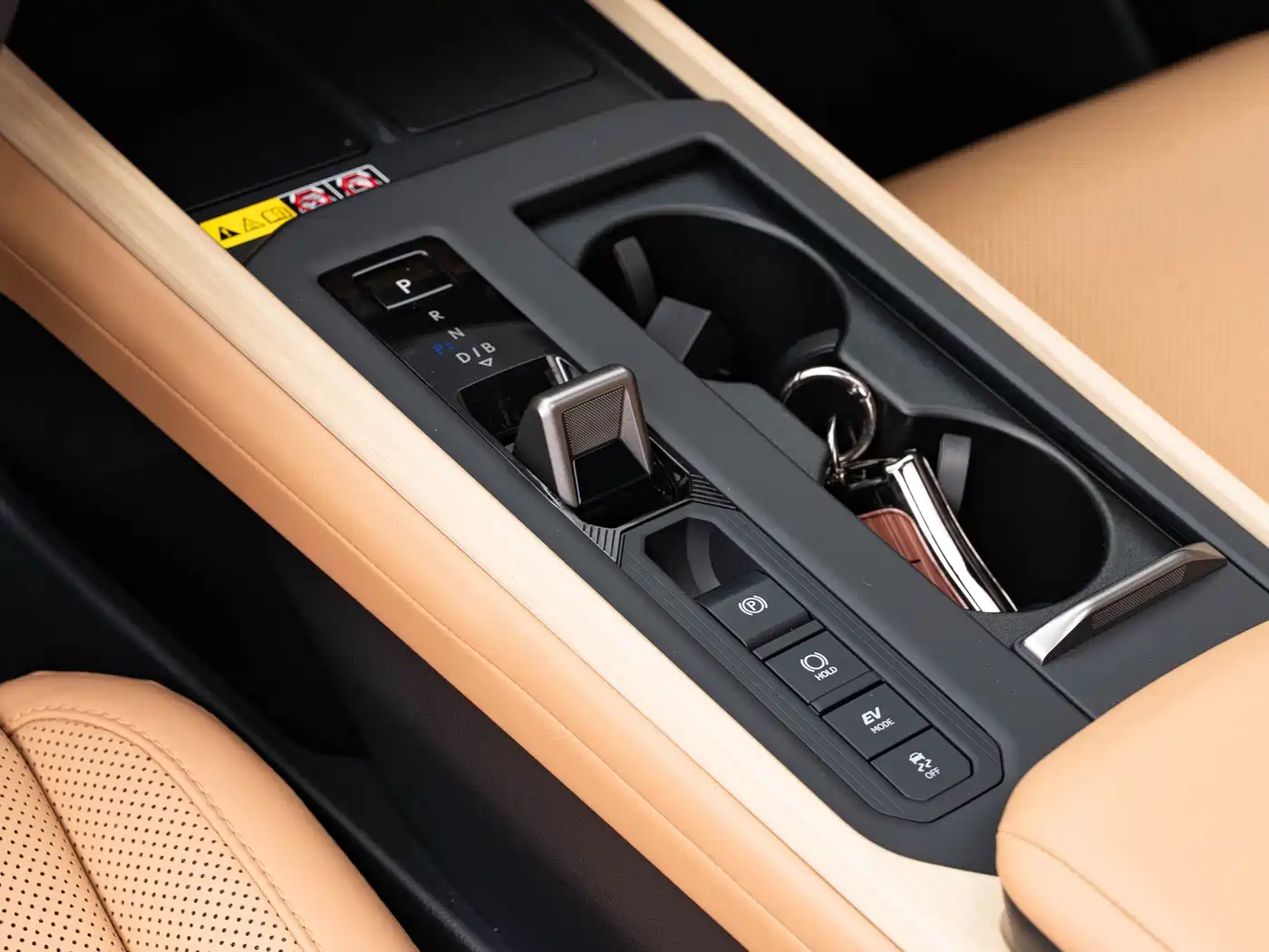 Lexus ES 2026 2025 Model 300h Base Version