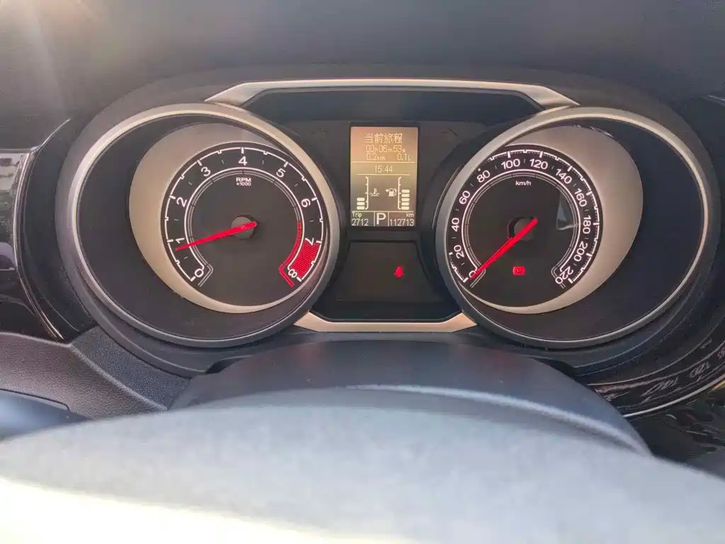 Фото 4 - MG Roewe RX5