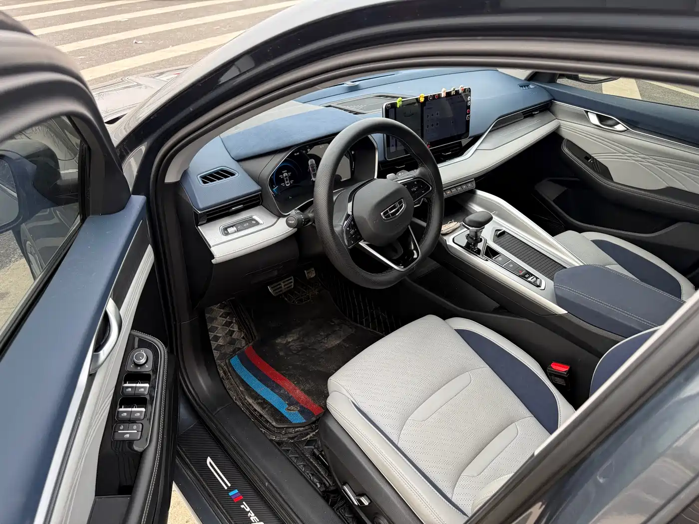 GEELY AUTOMOBILE XINGRUI