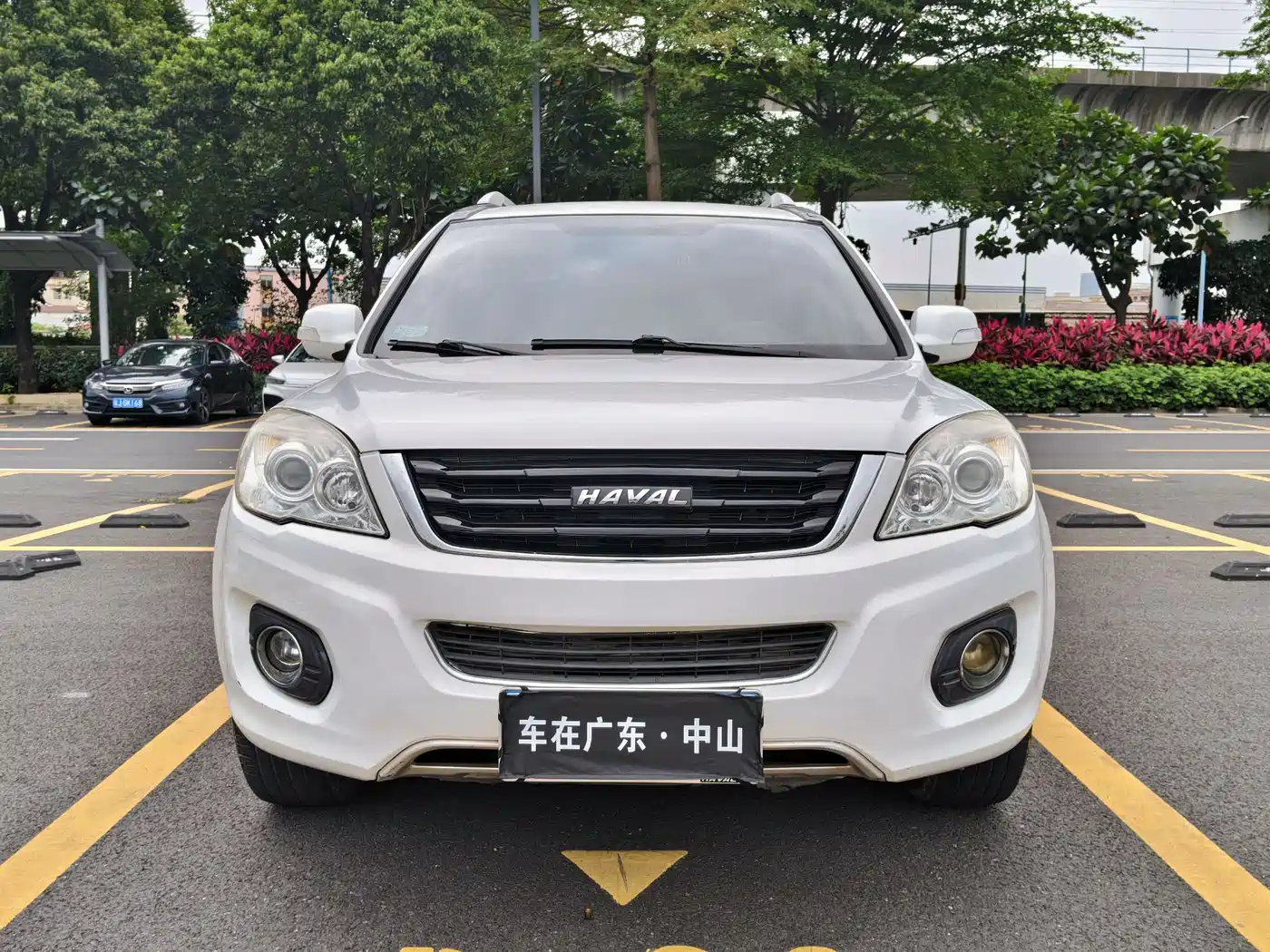 Haval H6 2013 Upgrade 2.4L Automatic 2WD Elite фото 2