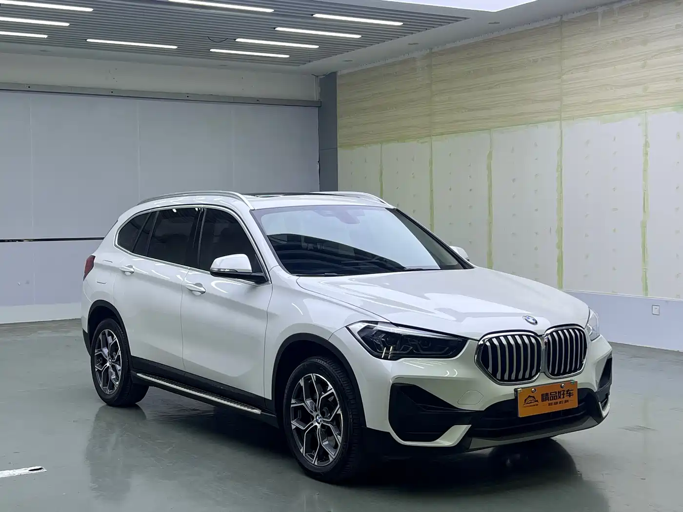 BMW X1 2021 sDrive25Li Leading фото 3