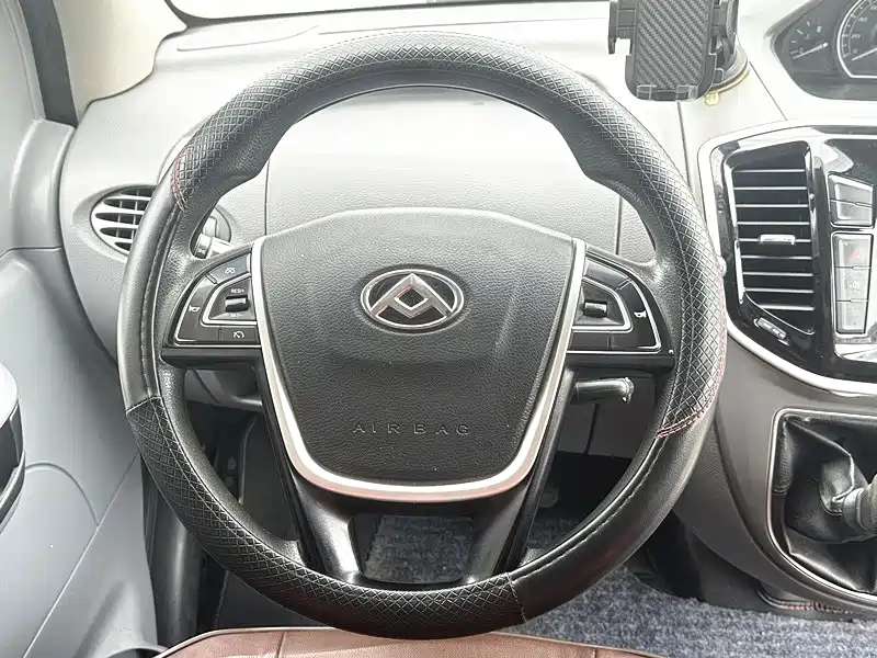 SAIC Maxus Xintu V80 2019 2.5T Classic 6-speed manual Aoyuntong modified long wheelbase medium roof 7-seater фото 10
