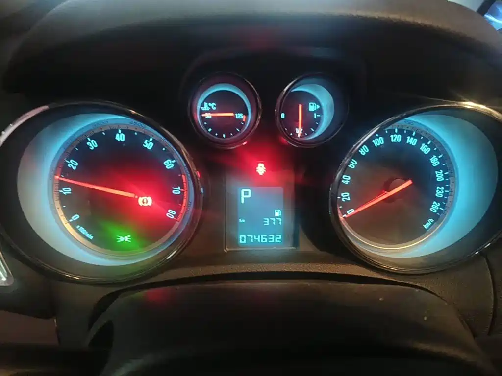 Фото 4 - Buick Encore