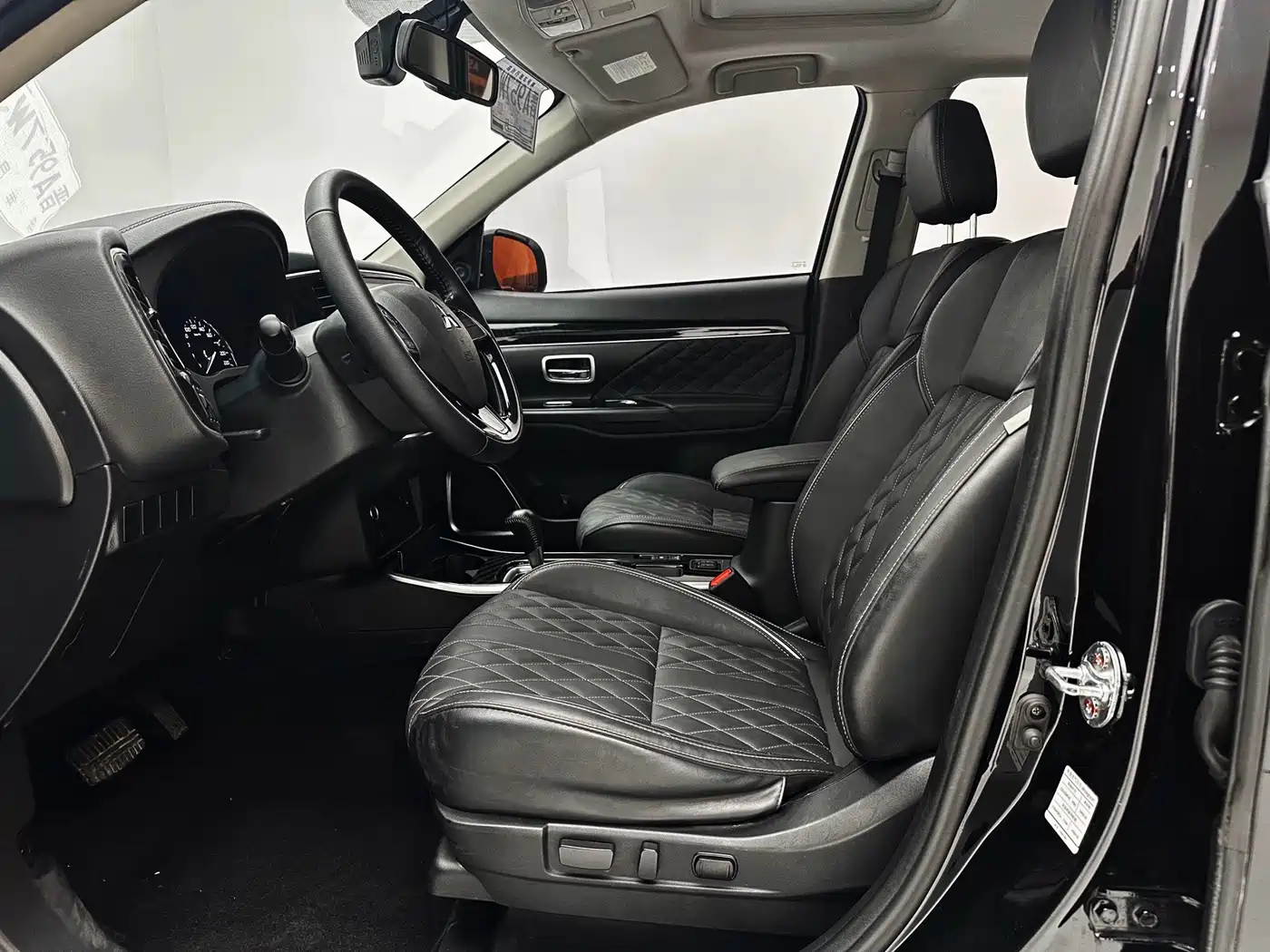 Mitsubishi Outlander 2022 2021 2.0L FWD Comfort Edition 5-seater