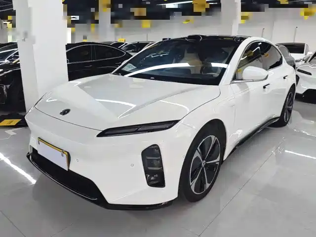 NIO ET5 2025