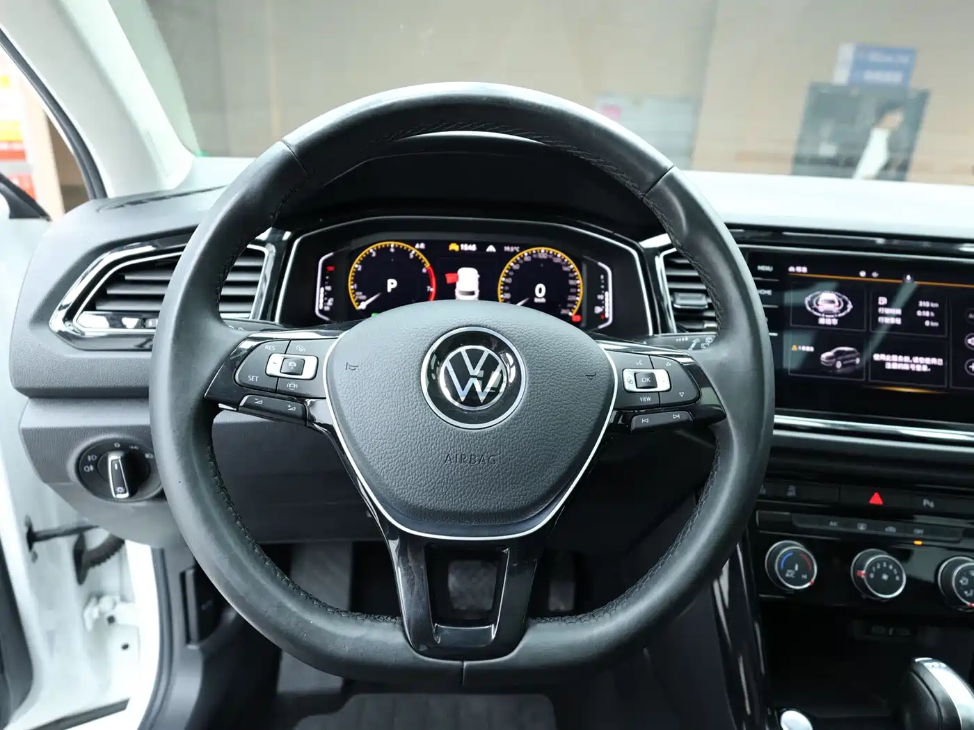 Volkswagen T-ROC 2022 280TSI DSG 2WD Comfort PLUS фото 7