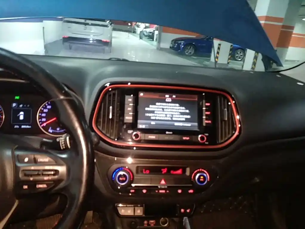 Фото 13 - Kia KX3