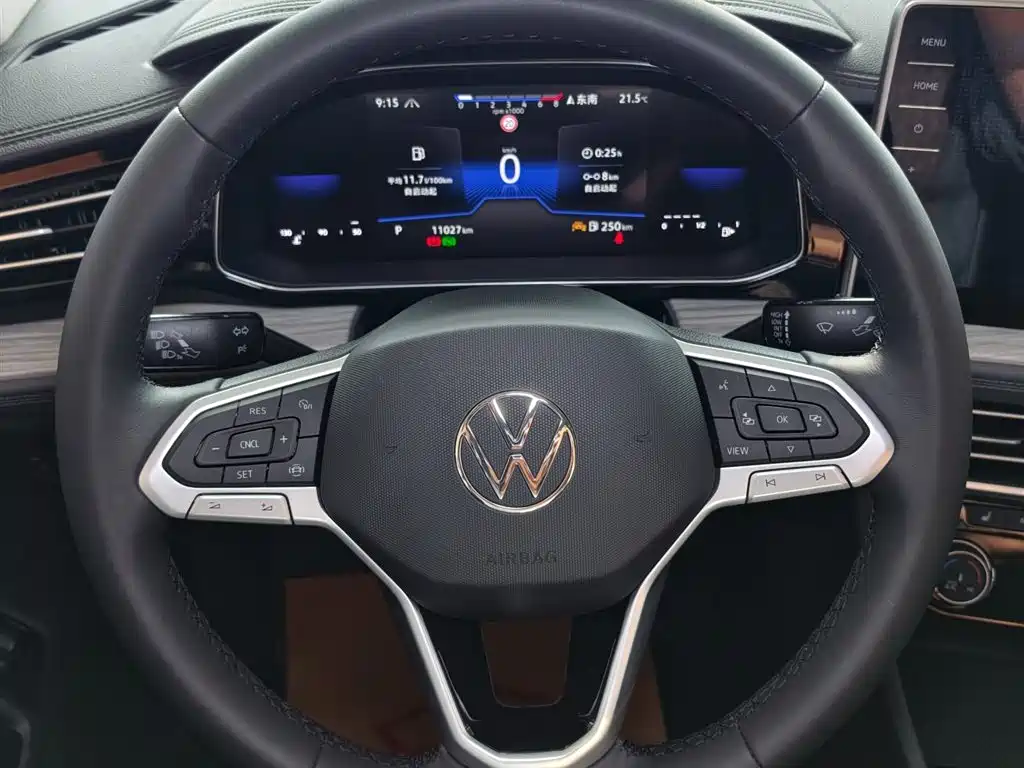 Volkswagen Sagitar 2025 300TSI DSG Surpass Edition фото 8