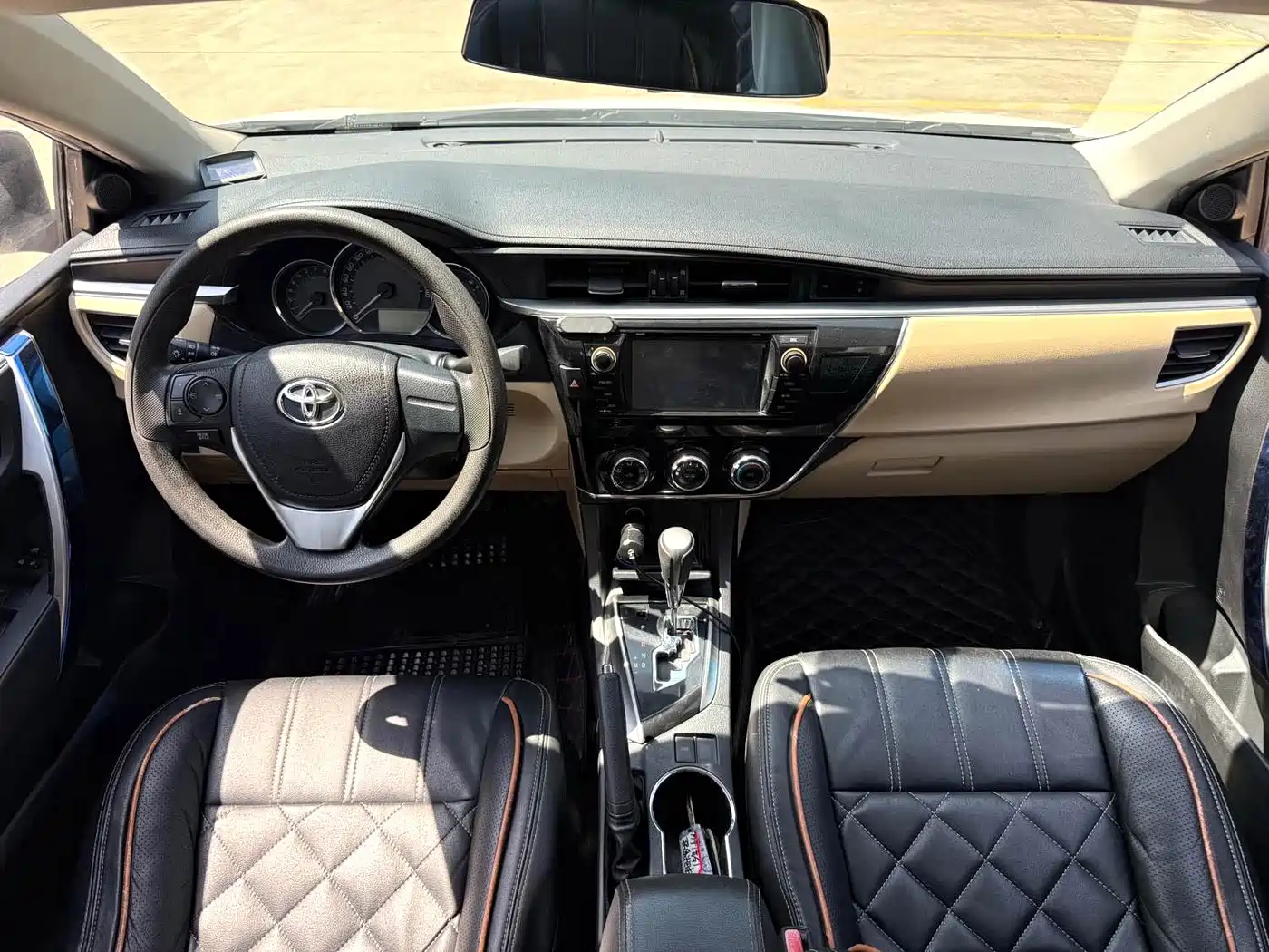 Toyota Corolla 2014 1.6L CVT GL фото 6