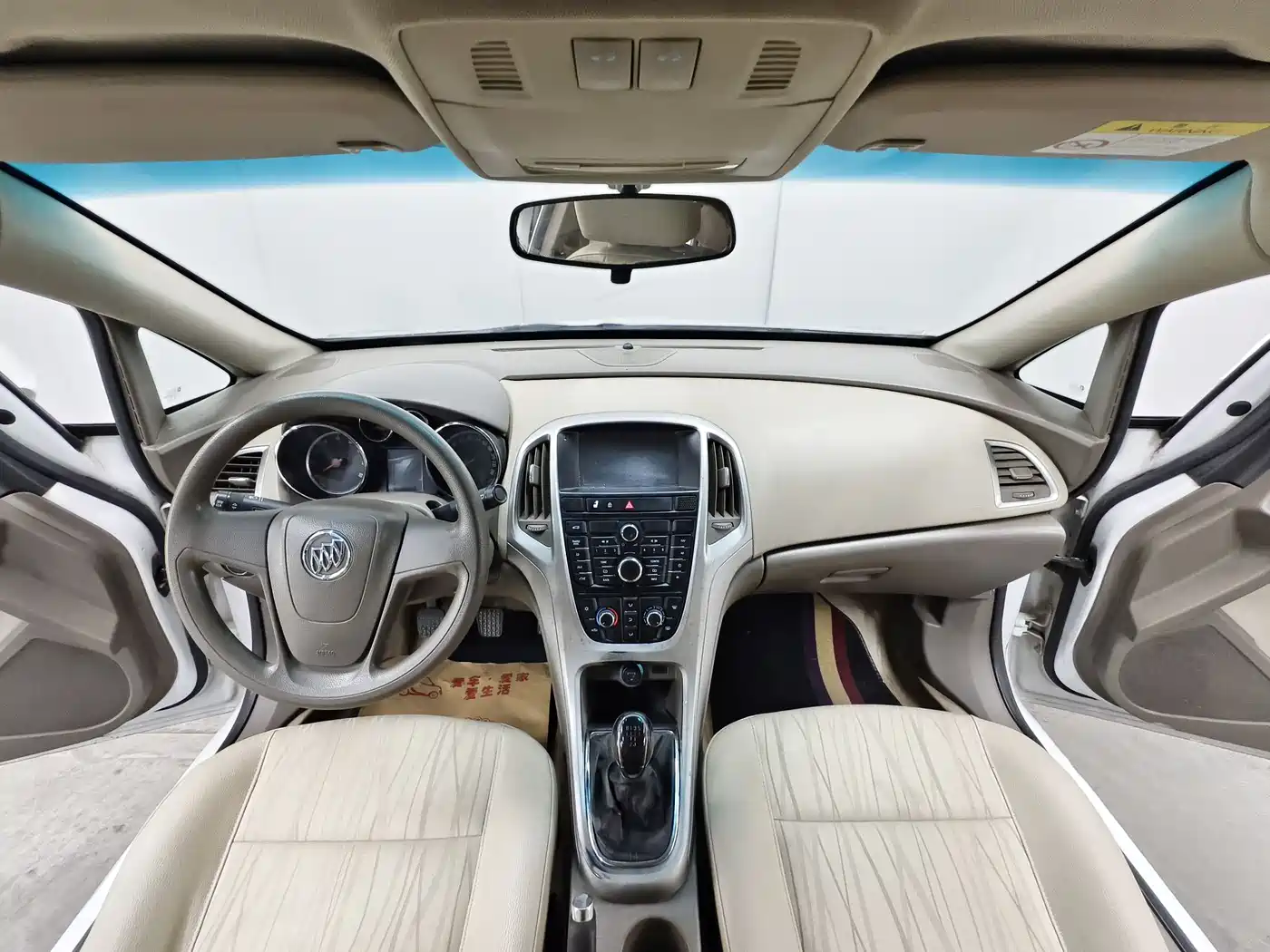 Buick Excelle 2013 Model GT 1.6L Manual Comfort фото 9