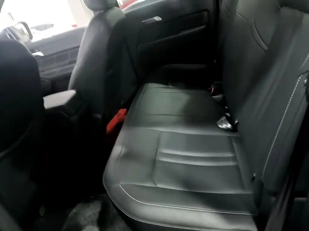 Jiangling Dadao 2023 2023 All-rounder 2.3T Diesel Manual 2WD Long Wheelbase Comfort Edition