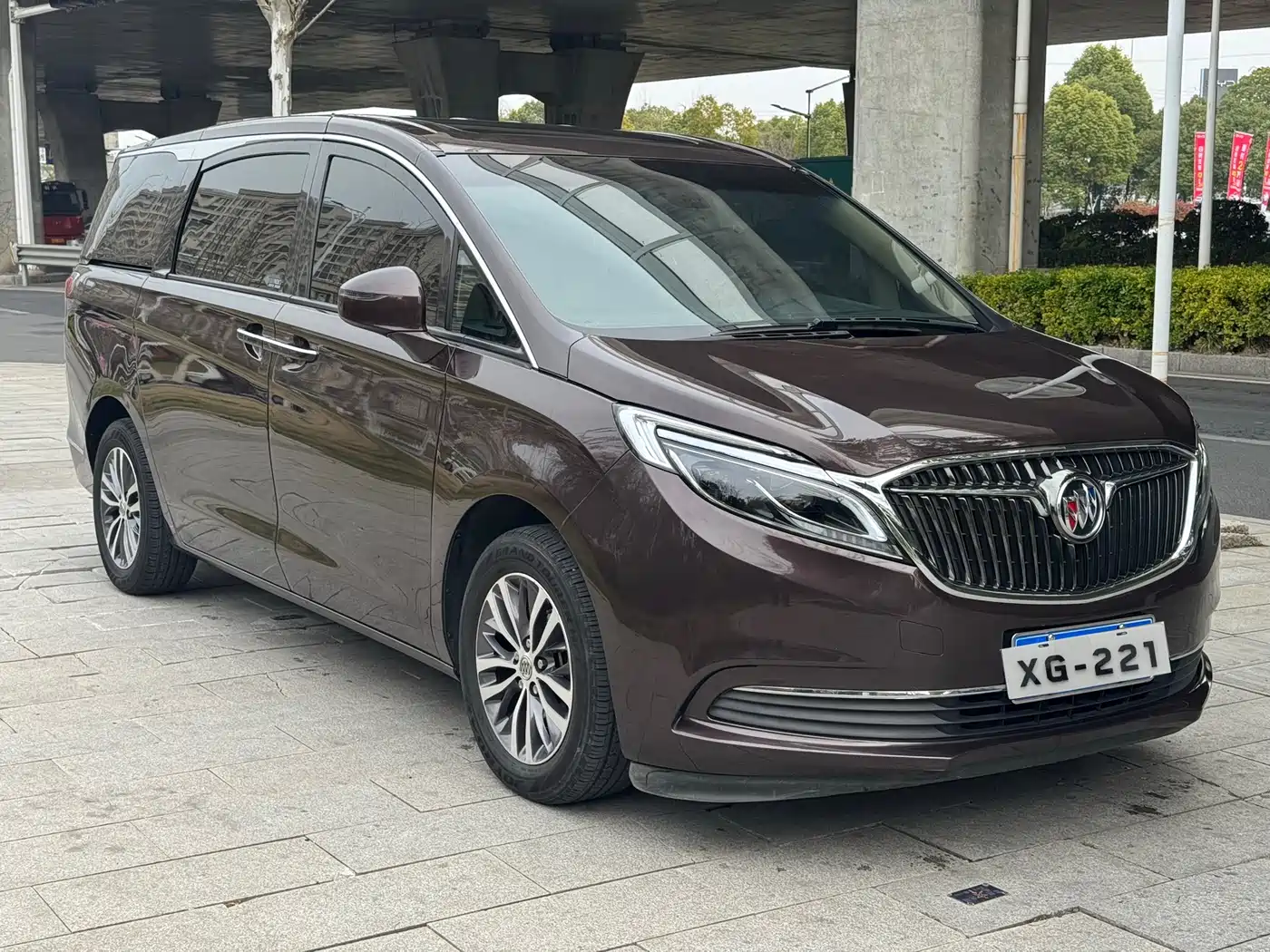 Buick GL8 2018 ES 28T Luxury Type China VI фото 3