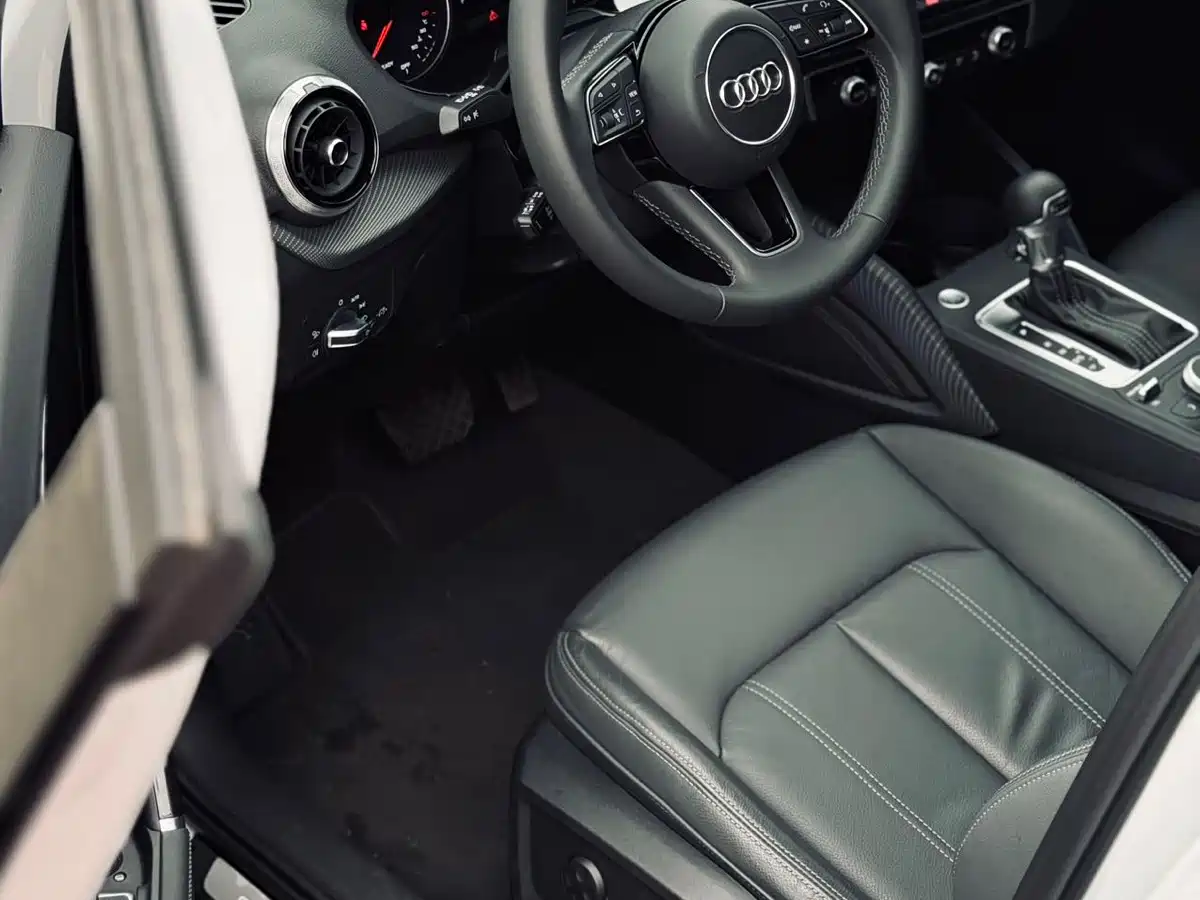 Audi Q2L 2024 35TFSI Fashion Elegance фото 4