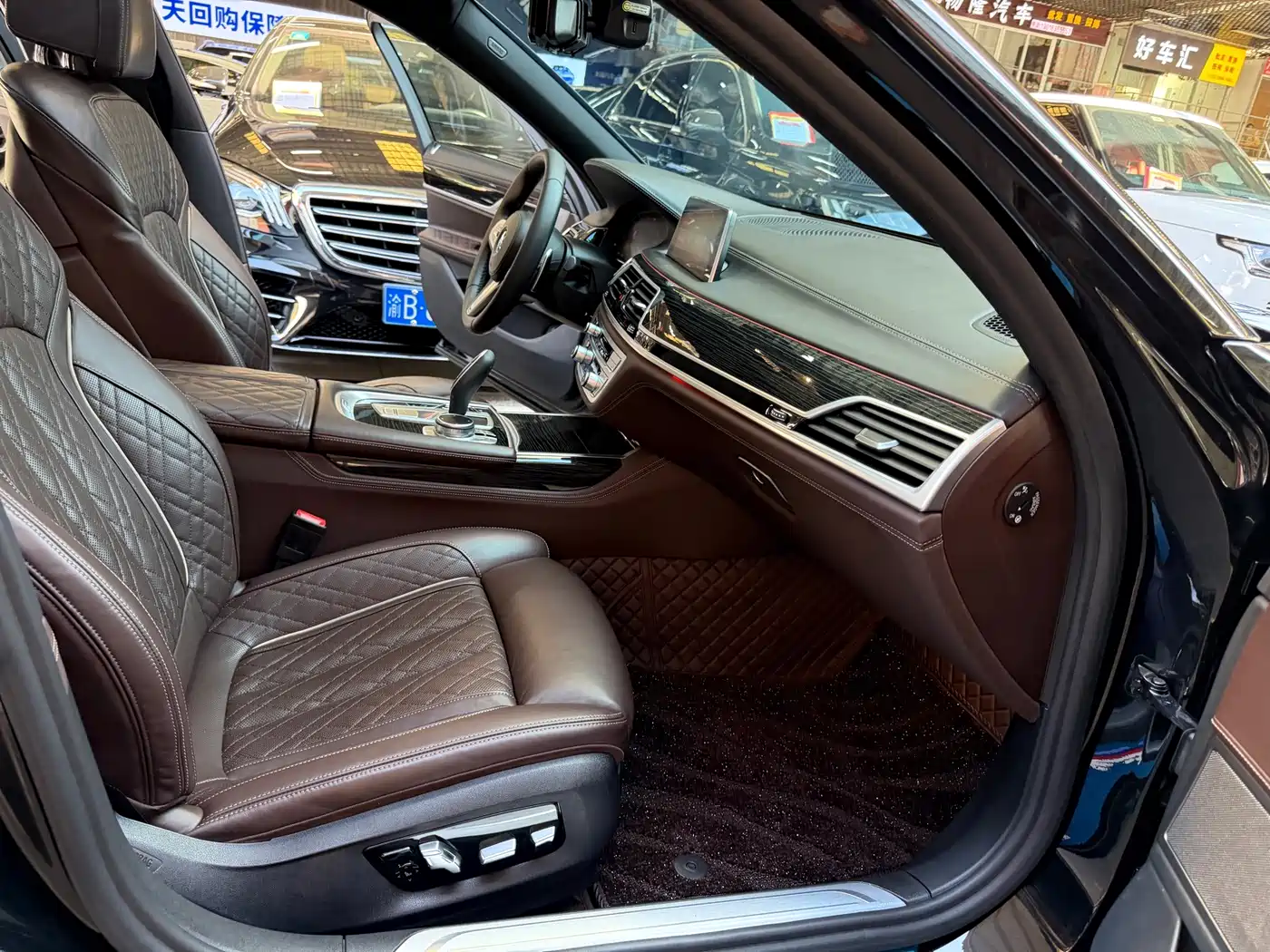 BMW 7 Series 2021 2021 Model 740Li Leading M Sport Package
