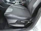 Фото 20 - Ford Focus
