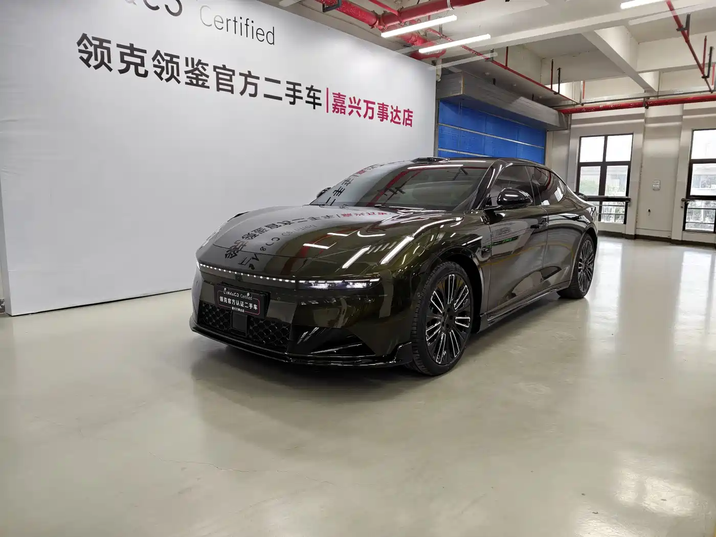 Lynk & Co 10 EM-P 2025 Facelift 240 AWD Ultra Sport Edition