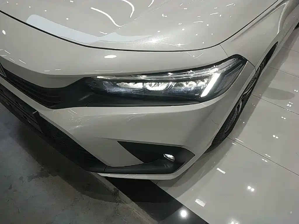 Photo 24 - Honda Civic
