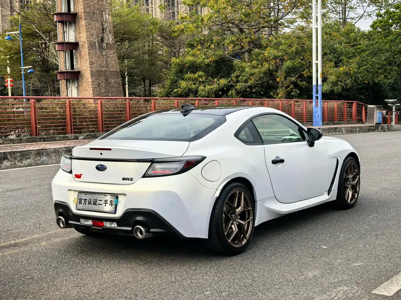 SUBARU BRZ