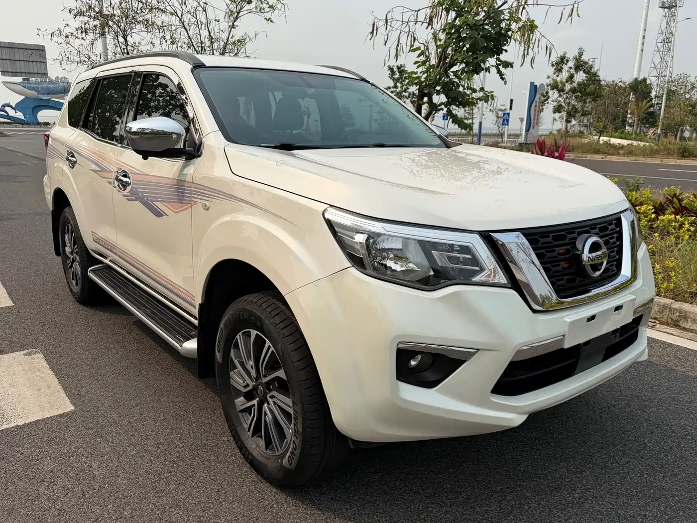 Nissan Terra 2020 2020 2.5L XL Upper Automatic 2WD Luxury Edition