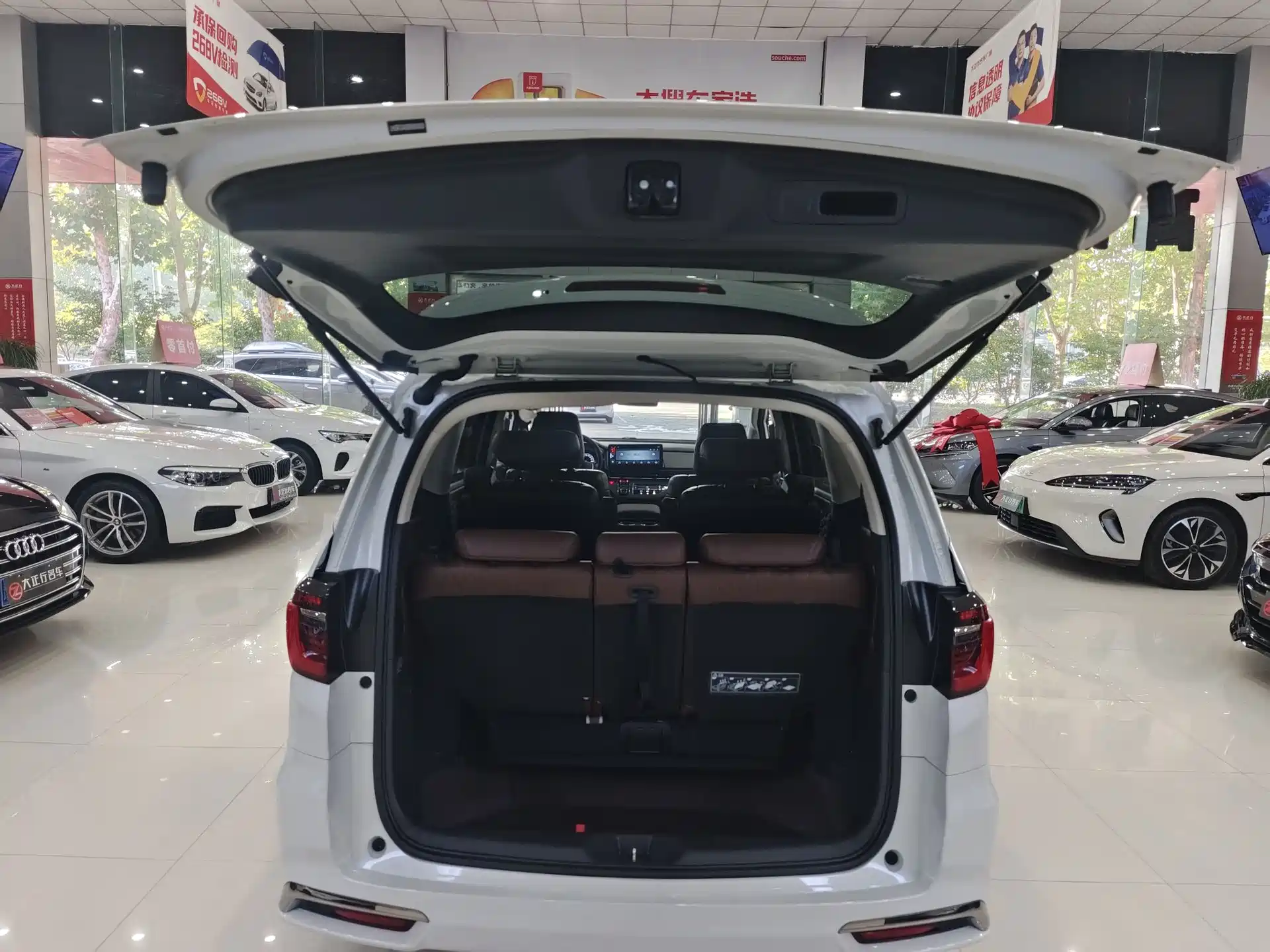 صورة 14 - Honda Odyssey