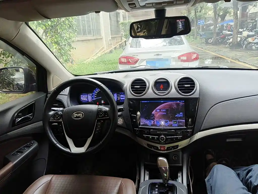 BYD S7 2015 2015 2.0T Upgrade Automatic Premium