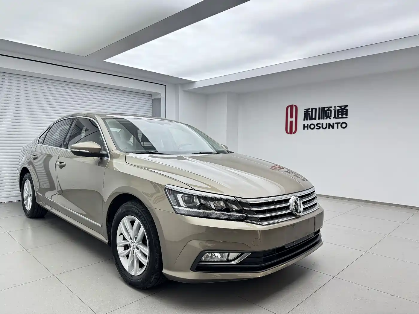 Volkswagen Passat 2017 330TSI DSG Prestige фото 3