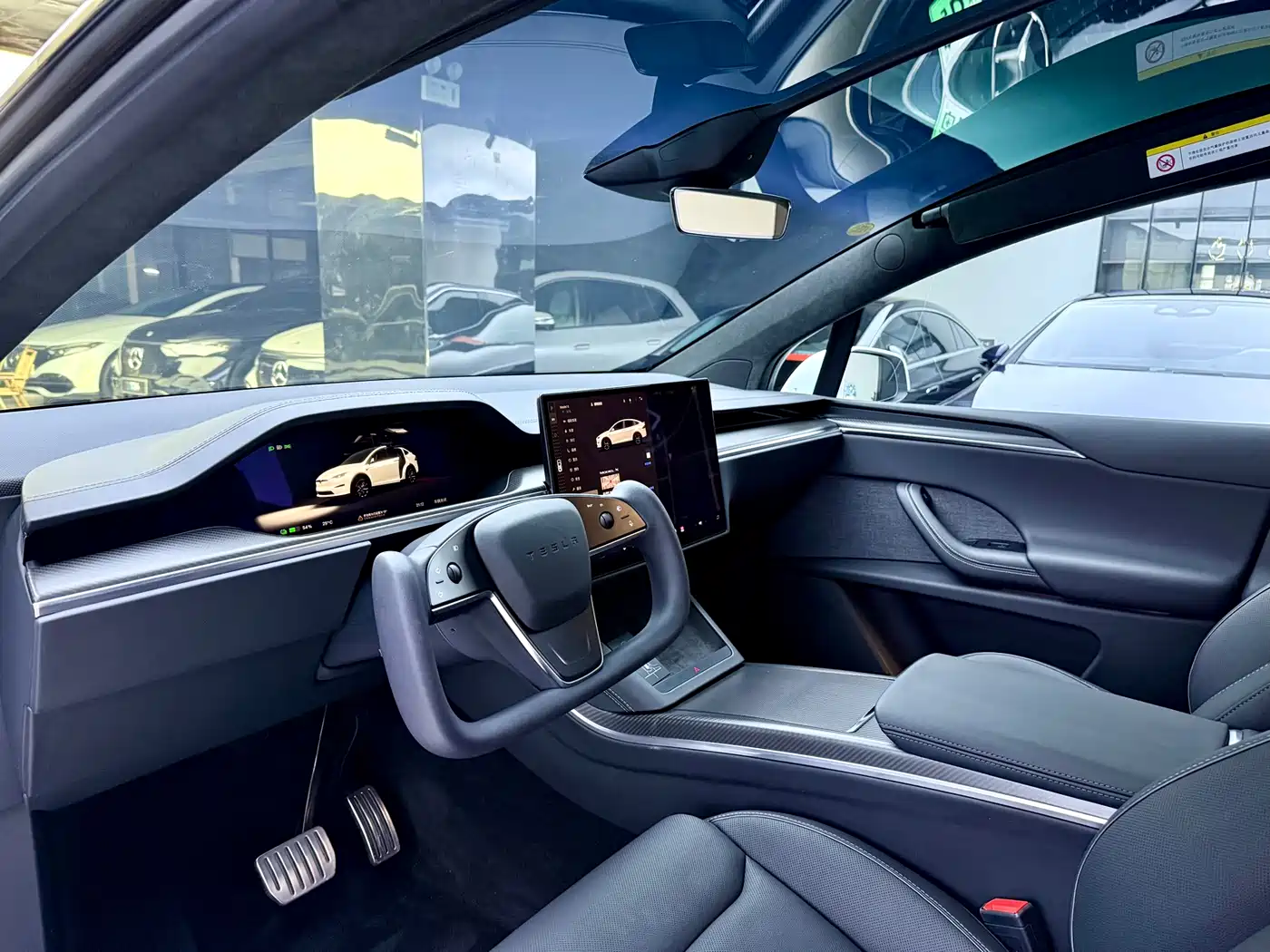 Tesla Model X 2023 Tri-motor AWD Plaid фото 5