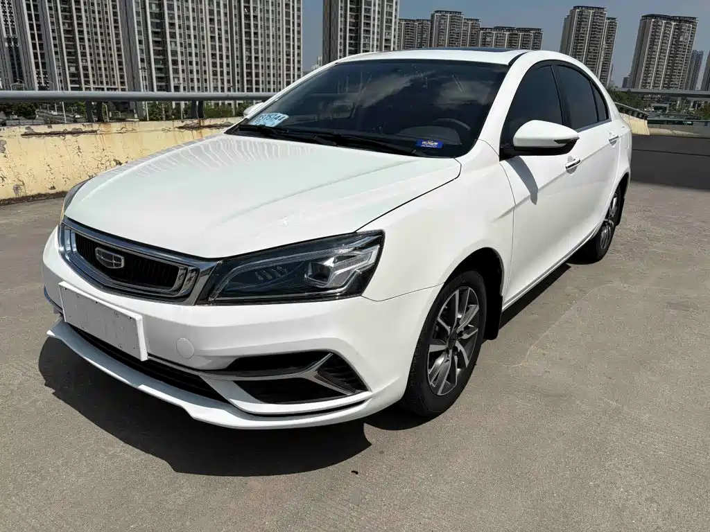 Фото 1 - Geely Emgrand