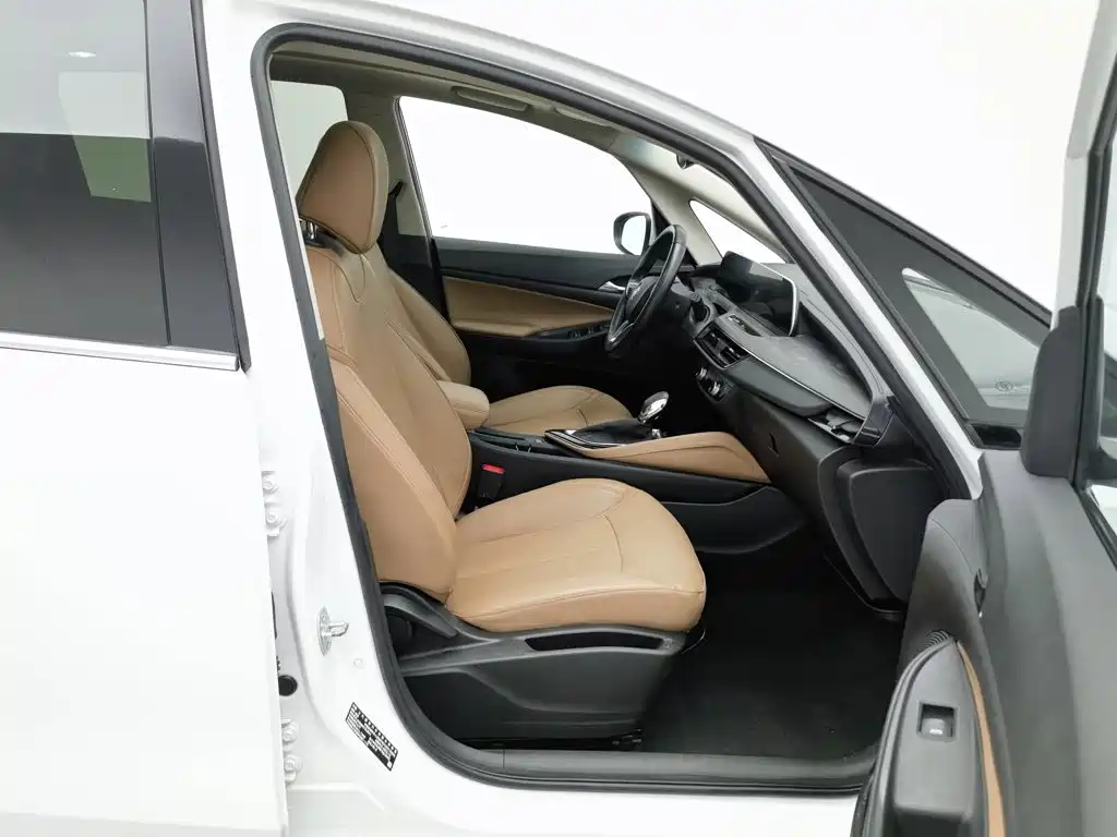 Фото 23 - Buick GL6