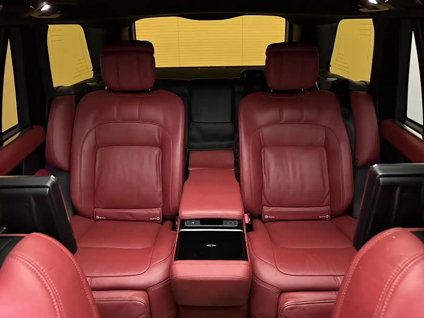 Land Rover Range Rover 2022 3.0 L6 400PS Prestige Genesis Extended Edition фото 36