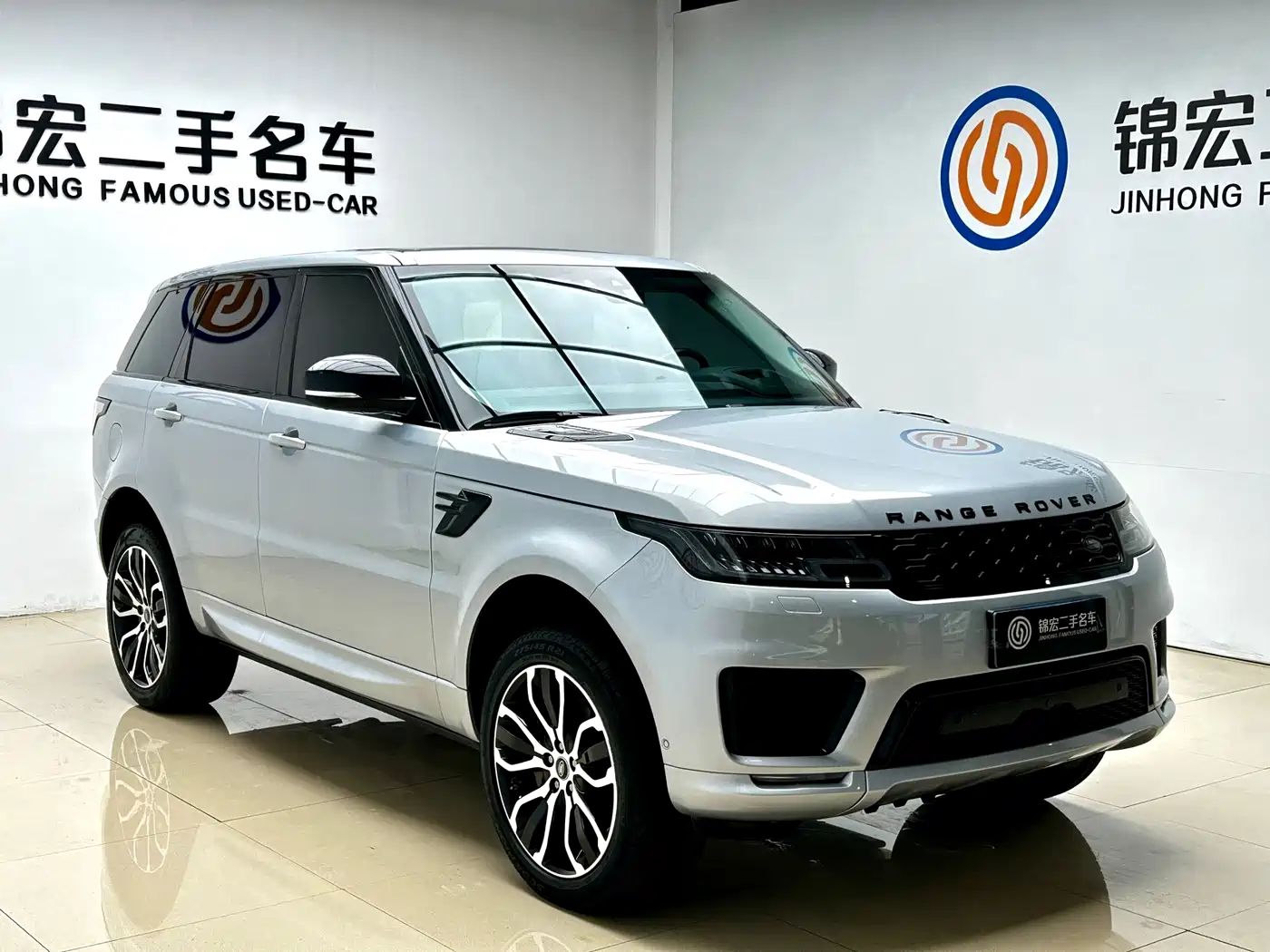 Land Rover Range Rover Sport 2021 3.0 L6 Gloss Black Edition фото 3