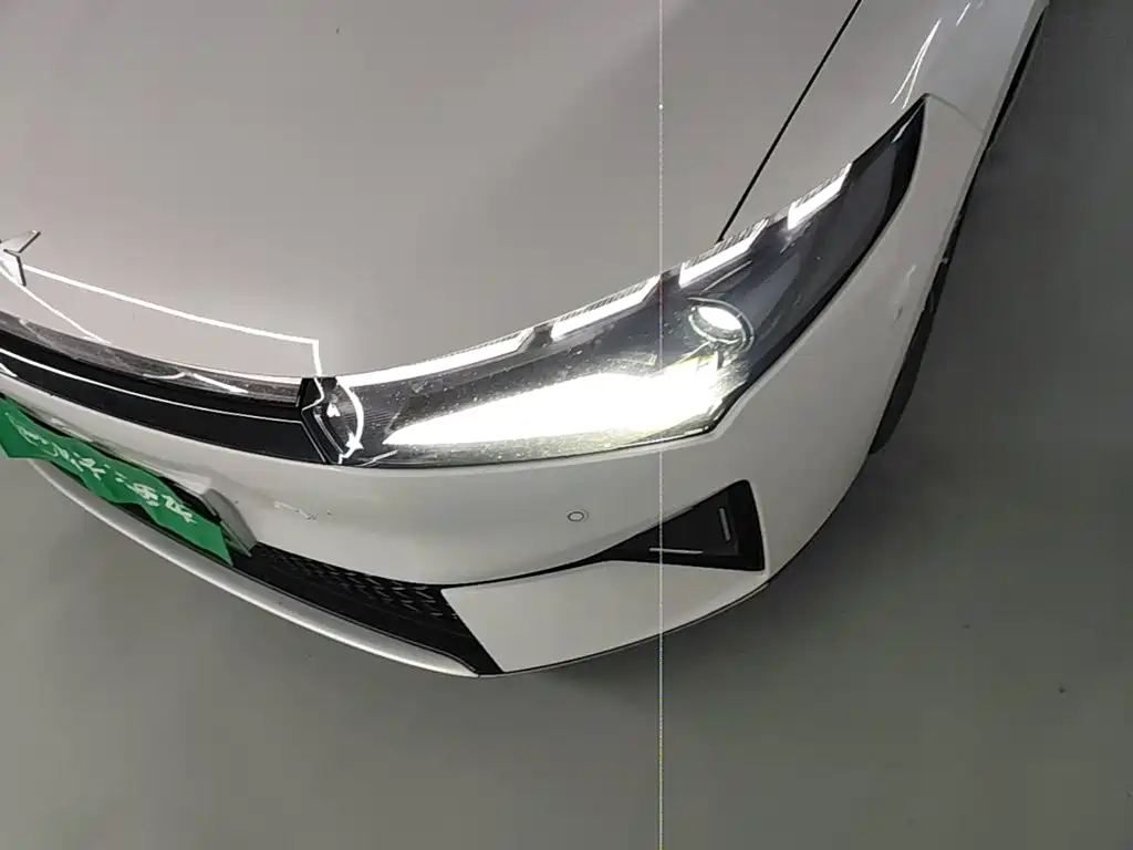 Фото 24 - XPeng P5