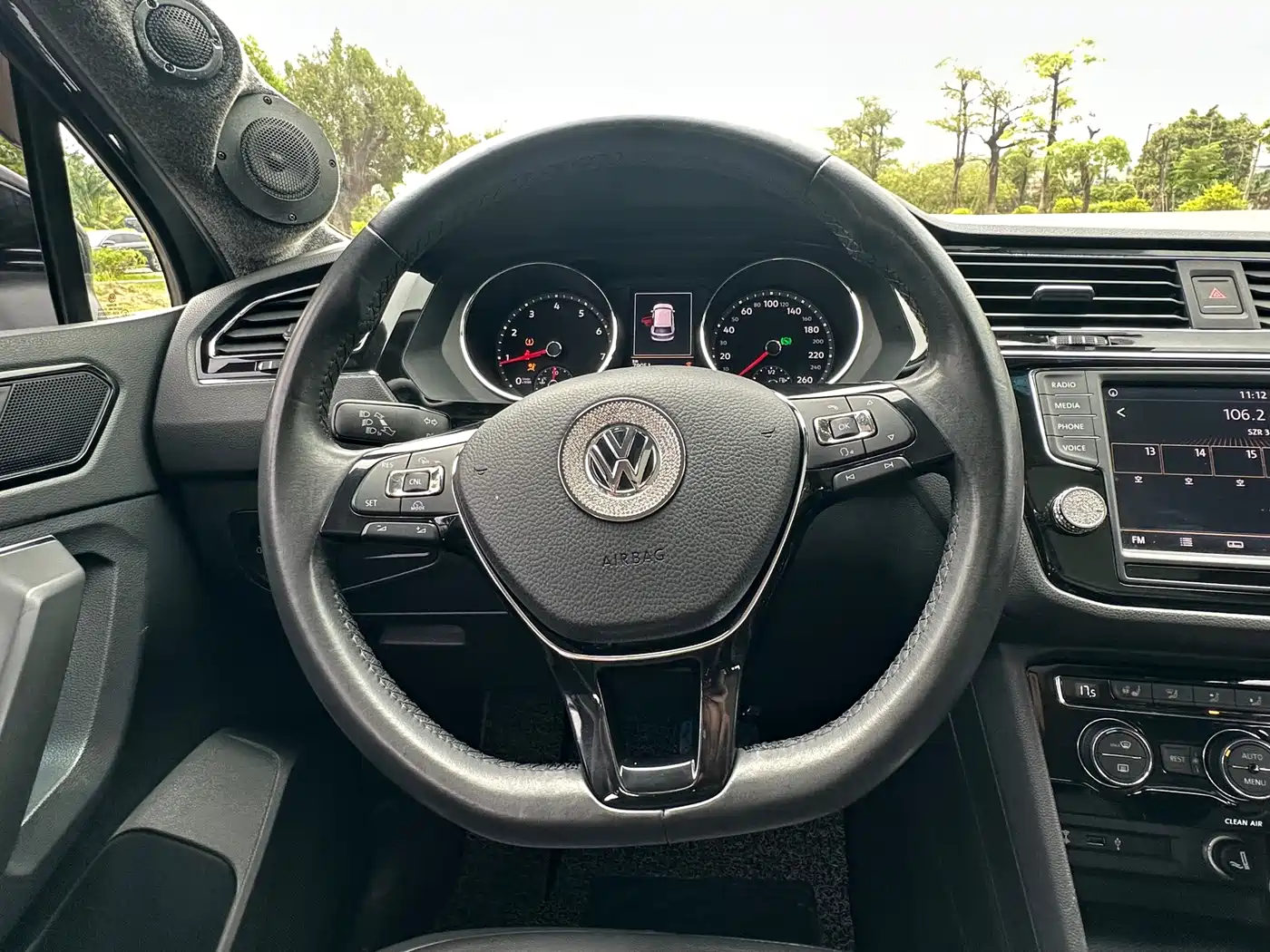 Volkswagen Tiguan L 2017 330TSI Automatic 2WD Luxury Edition фото 19