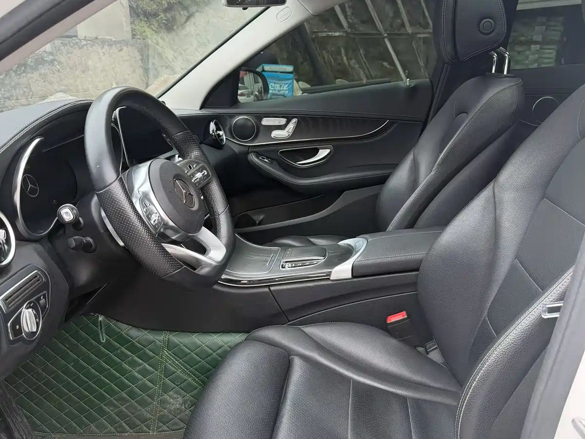 Mercedes-Benz C-Class 2020 C 260 L Sport фото 4